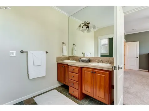 3699 Landis Street West Linn OR 97068