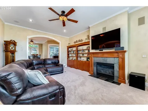 3699 Landis Street West Linn OR 97068