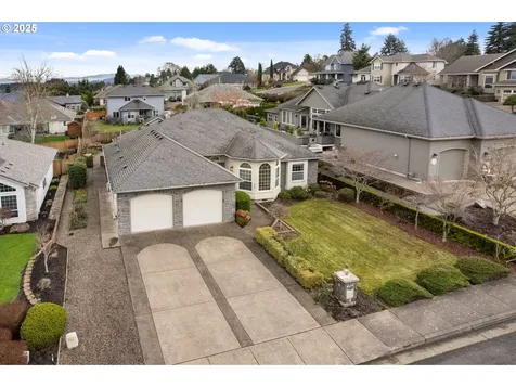 1867 NW Park Terrace Albany OR 97321