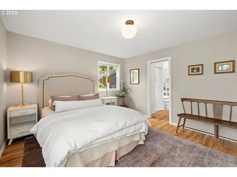 5635 Sw Windsor Court Portland OR 97221
