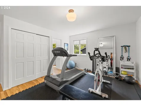 5635 Sw Windsor Court Portland OR 97221