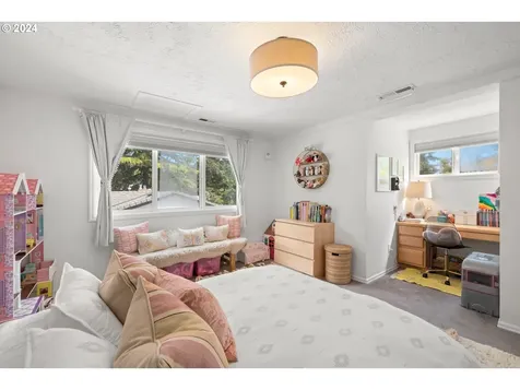 5635 Sw Windsor Court Portland OR 97221