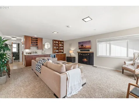 5635 Sw Windsor Court Portland OR 97221