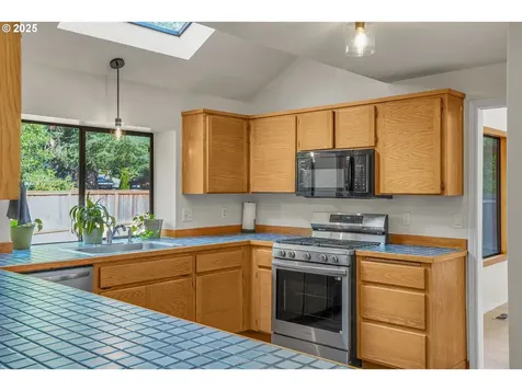 16817 NW Paisley Drive Beaverton OR 97006
