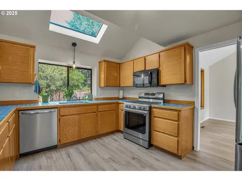16817 NW Paisley Drive Beaverton OR 97006