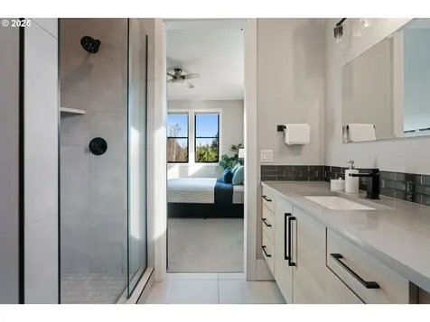 6512 NW Longbow Lane Camas WA 98607