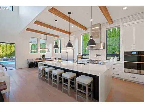 6512 NW Longbow Lane Camas WA 98607