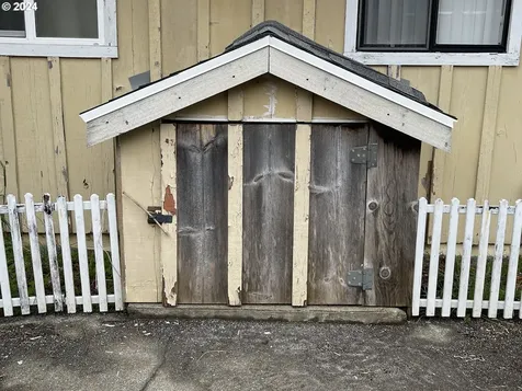 1533 Grant Street North Bend OR 97459