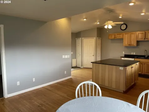 1533 Grant Street North Bend OR 97459