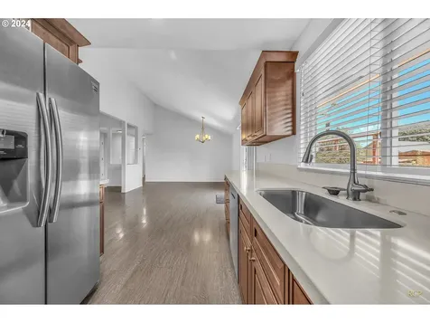 3510 6th Street Columbia City OR 97018