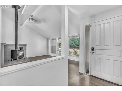3510 6th Street Columbia City OR 97018