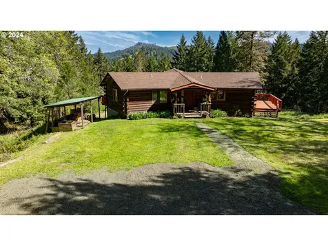 1364 Pine Ridge Drive Glide OR 97443