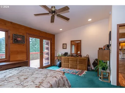 1364 Pine Ridge Drive Glide OR 97443