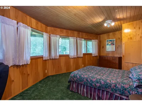 1364 Pine Ridge Drive Glide OR 97443