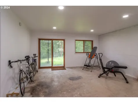 1364 Pine Ridge Drive Glide OR 97443
