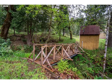 1364 Pine Ridge Drive Glide OR 97443