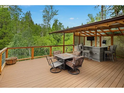 105 N Alder Street Lowell OR 97452