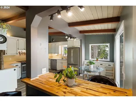 105 N Alder Street Lowell OR 97452