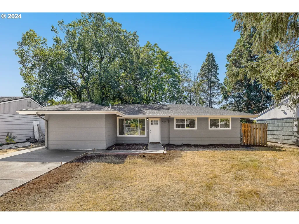 17824 SE Clay Street Portland OR 97233