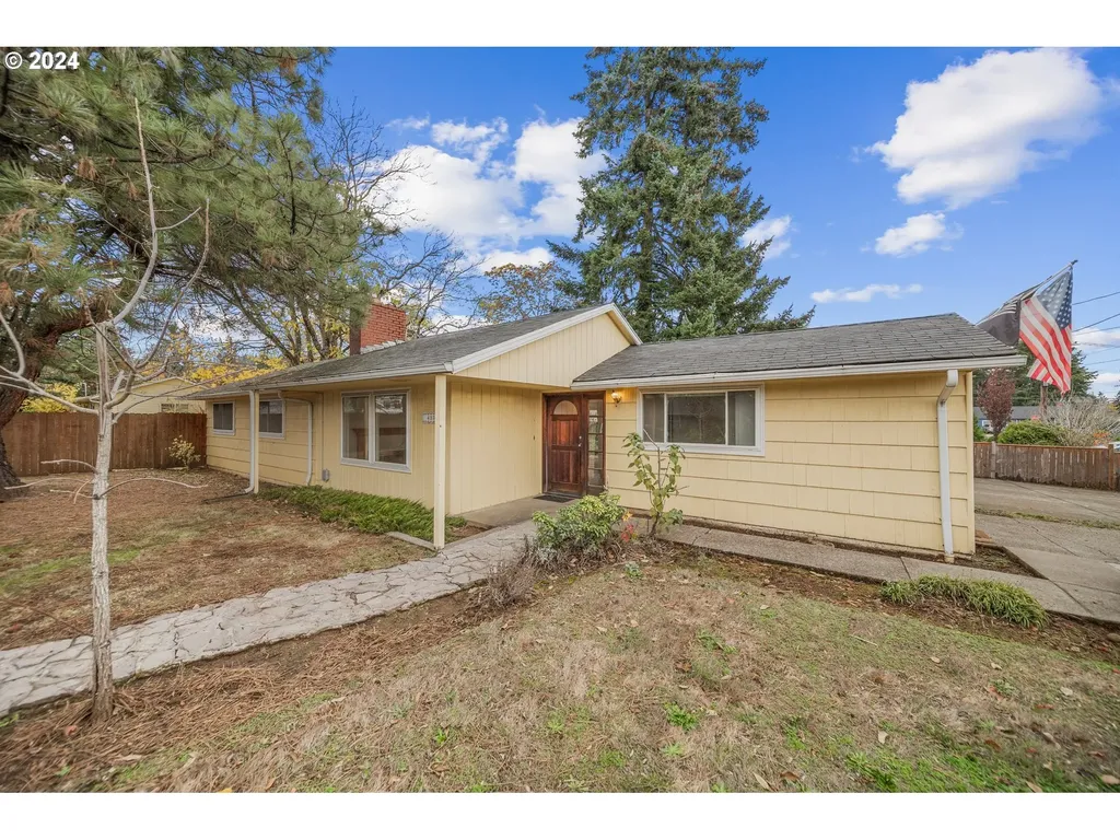 4236 SE 99th Avenue Portland OR 97266