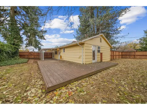 4236 SE 99th Avenue Portland OR 97266