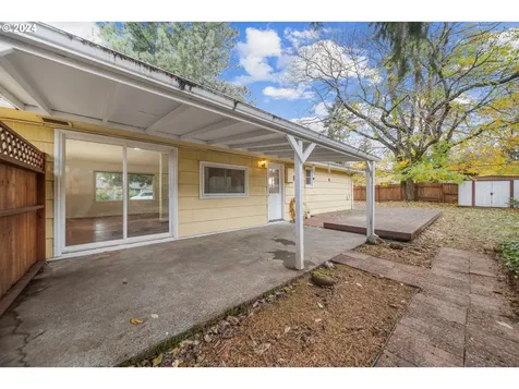 4236 SE 99th Avenue Portland OR 97266