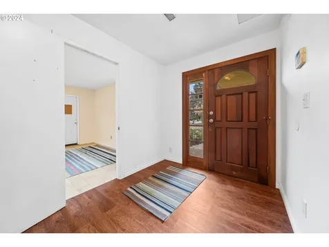 4236 SE 99th Avenue Portland OR 97266