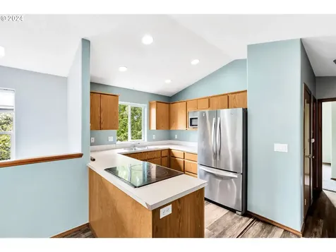 15811 Ne Milton Place Portland OR 97230