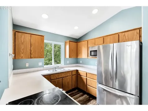 15811 Ne Milton Place Portland OR 97230