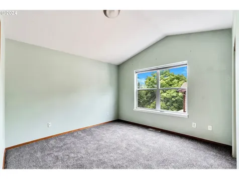 15811 Ne Milton Place Portland OR 97230