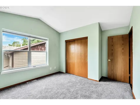 15811 Ne Milton Place Portland OR 97230