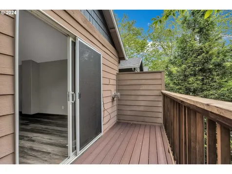 15811 Ne Milton Place Portland OR 97230