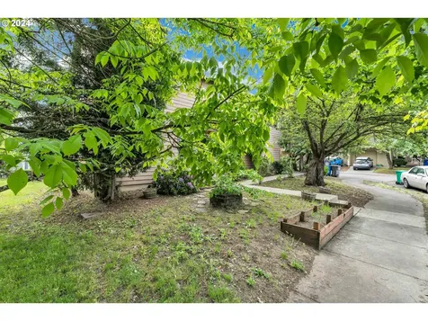 15811 Ne Milton Place Portland OR 97230