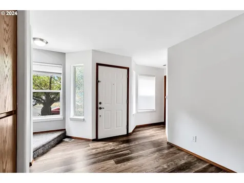 15811 Ne Milton Place Portland OR 97230