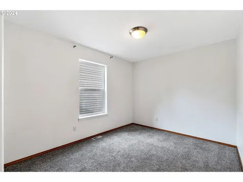 15811 Ne Milton Place Portland OR 97230