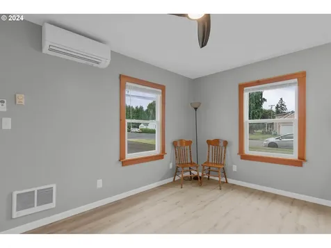2503 34th Avenue Longview WA 98632