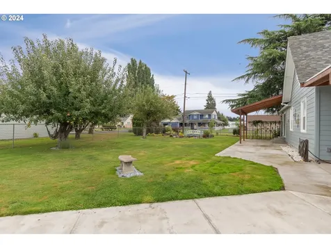 2503 34th Avenue Longview WA 98632