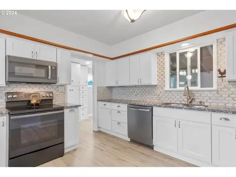 2503 34th Avenue Longview WA 98632
