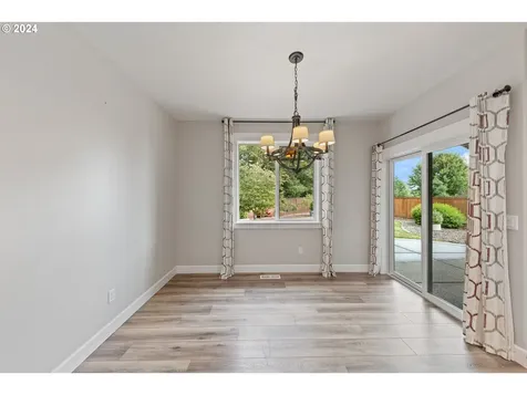 174 Sw Wyatt Street Dallas OR 97338