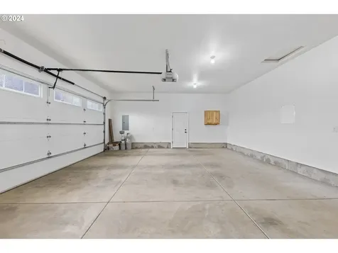 174 Sw Wyatt Street Dallas OR 97338