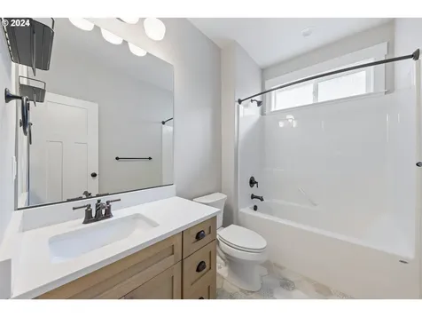 174 Sw Wyatt Street Dallas OR 97338