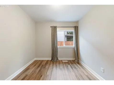 174 Sw Wyatt Street Dallas OR 97338