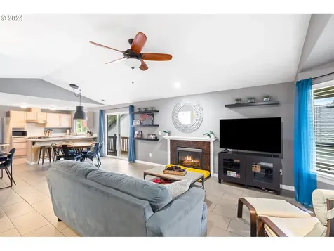 2318 NE 52nd Street Vancouver WA 98663