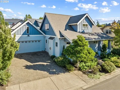 870 Meadow Butte Loop Eugene OR 97401