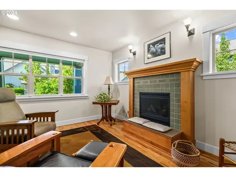 870 Meadow Butte Loop Eugene OR 97401