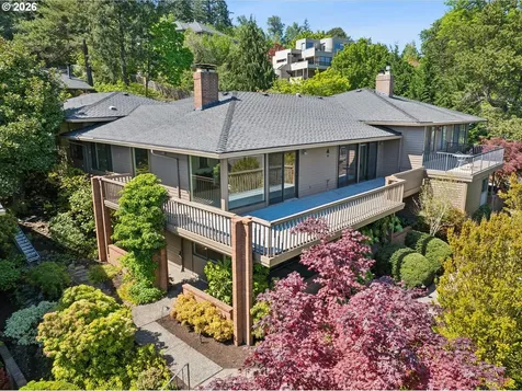 50 Condolea Court Lake Oswego OR 97035