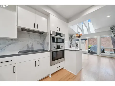 50 Condolea Court Lake Oswego OR 97035
