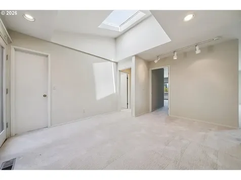 50 Condolea Court Lake Oswego OR 97035