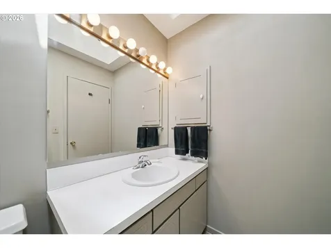 50 Condolea Court Lake Oswego OR 97035