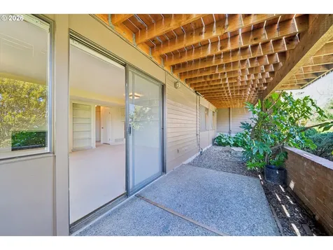 50 Condolea Court Lake Oswego OR 97035